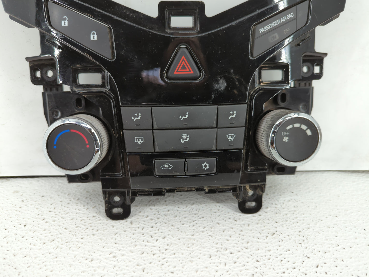 2011-2012 Chevrolet Cruze Climate Control Module Temperature AC/Heater Replacement P/N:96983927 95017054 Fits Fits 2011 2012