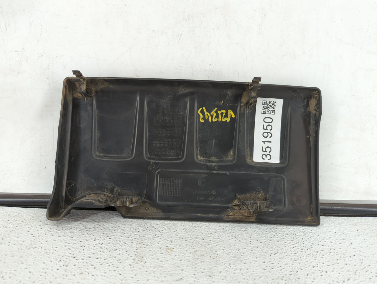 2011 Chevrolet Cruze Engine Cover 351950 - Oemusedautoparts1.com