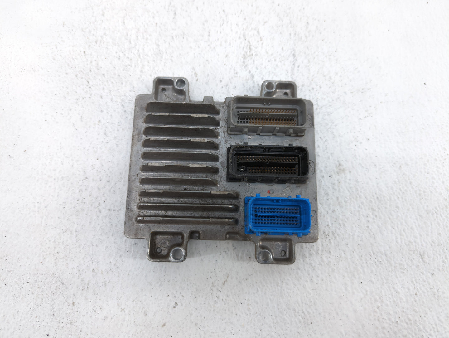 2011 Chevrolet Cruze PCM Engine Control Computer ECU ECM PCU OEM P/N:12642100 12616532, 12640752, 12645606, 12644081 Fits OE