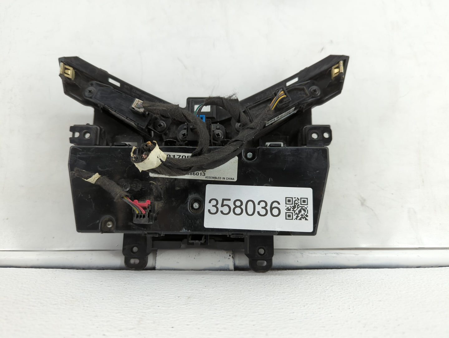 2011-2012 Chevrolet Cruze Climate Control Module Temperature AC/Heater Replacement P/N:96983927 95017054 Fits Fits 2011 2012