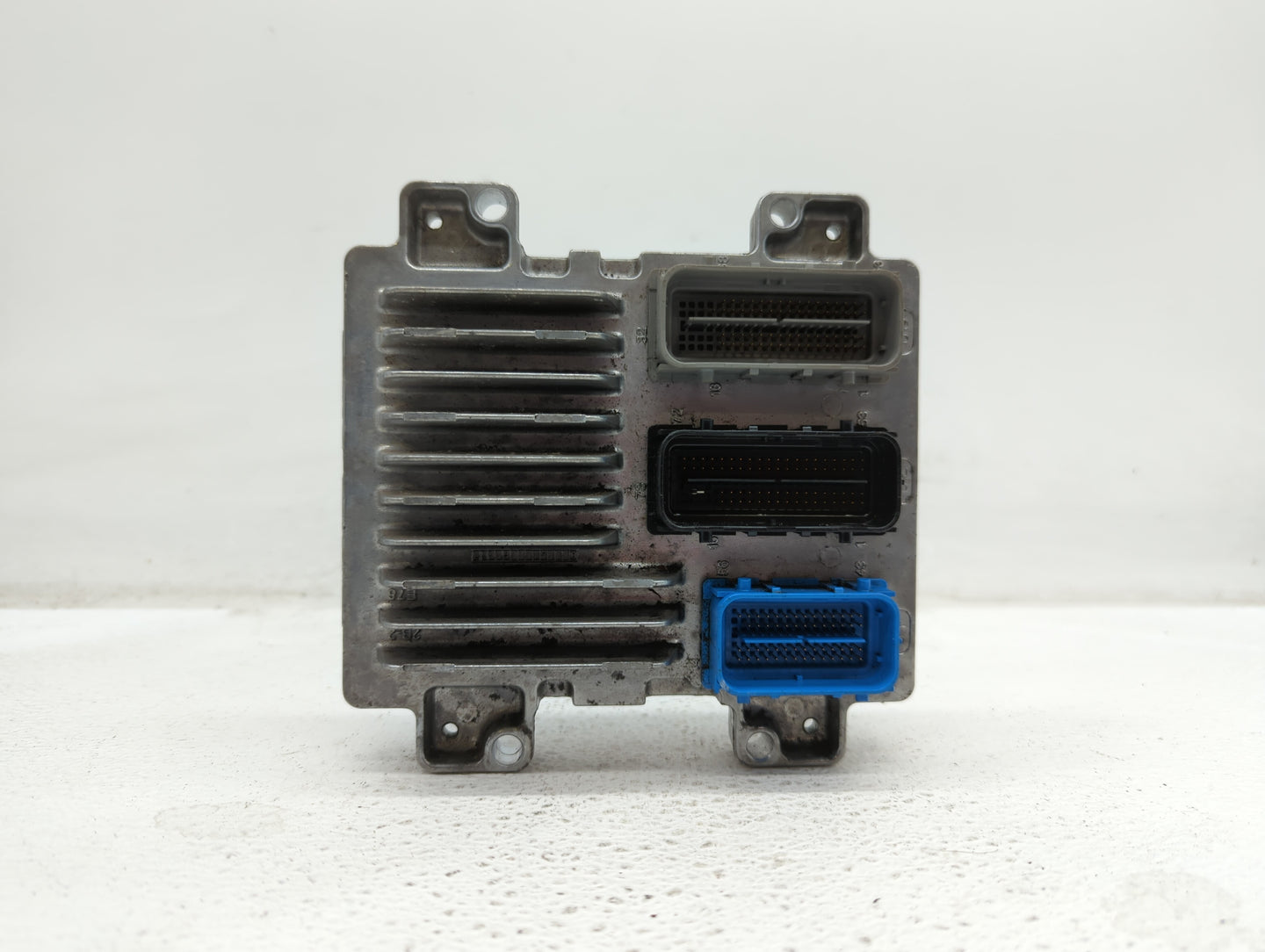 2011 Chevrolet Cruze PCM Engine Control Computer ECU ECM PCU OEM P/N:12642100 12616532, 12640752, 12645606, 12644081 Fits OE