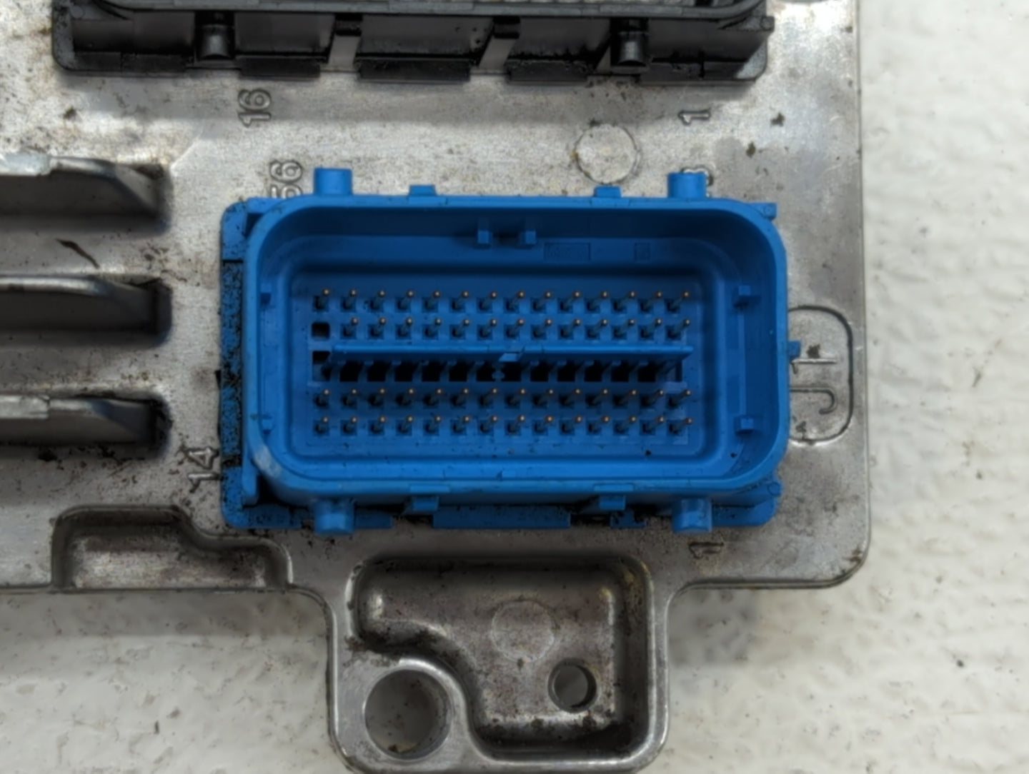 2011 Chevrolet Cruze PCM Engine Control Computer ECU ECM PCU OEM P/N:12642100 12616532, 12640752, 12645606, 12644081 Fits OE
