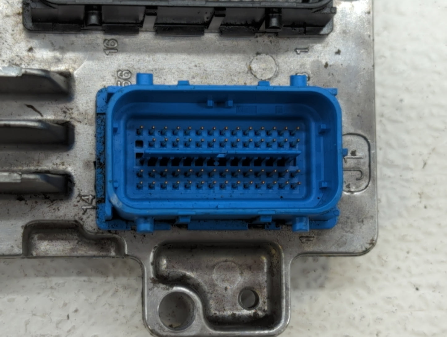 2011 Chevrolet Cruze PCM Engine Control Computer ECU ECM PCU OEM P/N:12642100 12616532, 12640752, 12645606, 12644081 Fits OE