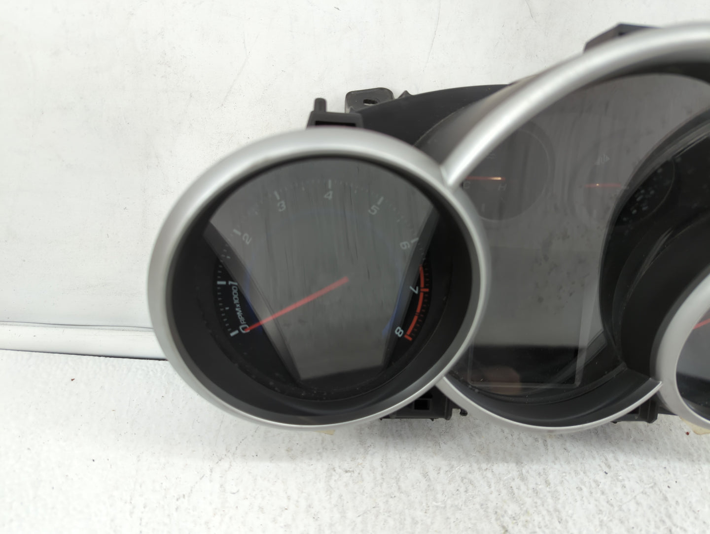2011 Chevrolet Cruze Instrument Cluster Speedometer Gauges P/N:95018203 95235826, 95216802, 95235824, 811511914, 95018205 Fi