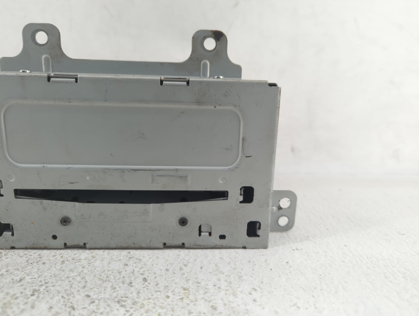2011-2012 Chevrolet Cruze Am Fm Cd Player Radio Receiver - Oemusedautoparts1.com