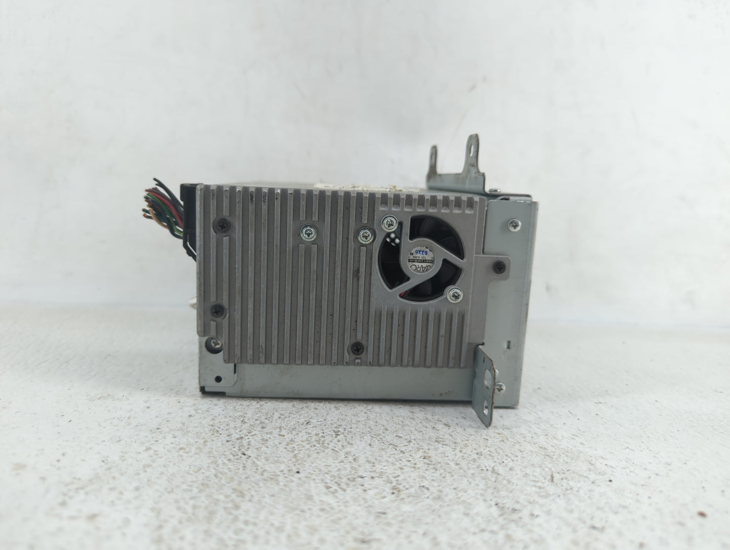 2011-2012 Chevrolet Cruze Am Fm Cd Player Radio Receiver - Oemusedautoparts1.com