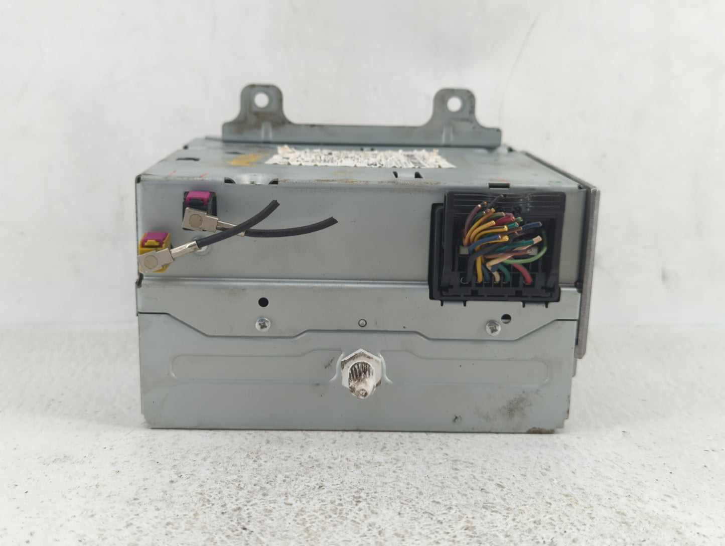 2011-2012 Chevrolet Cruze Am Fm Cd Player Radio Receiver - Oemusedautoparts1.com