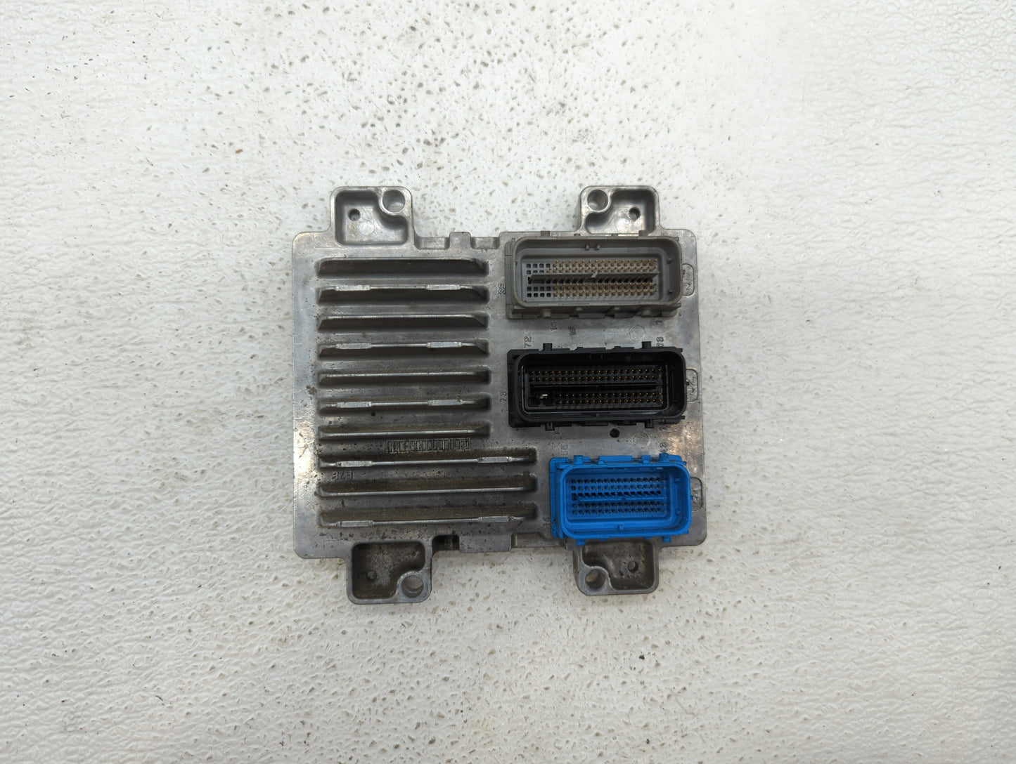 2011 Chevrolet Cruze PCM Engine Control Computer ECU ECM PCU OEM P/N:12642100 12616532, 12640752, 12645606, 12644081 Fits OE