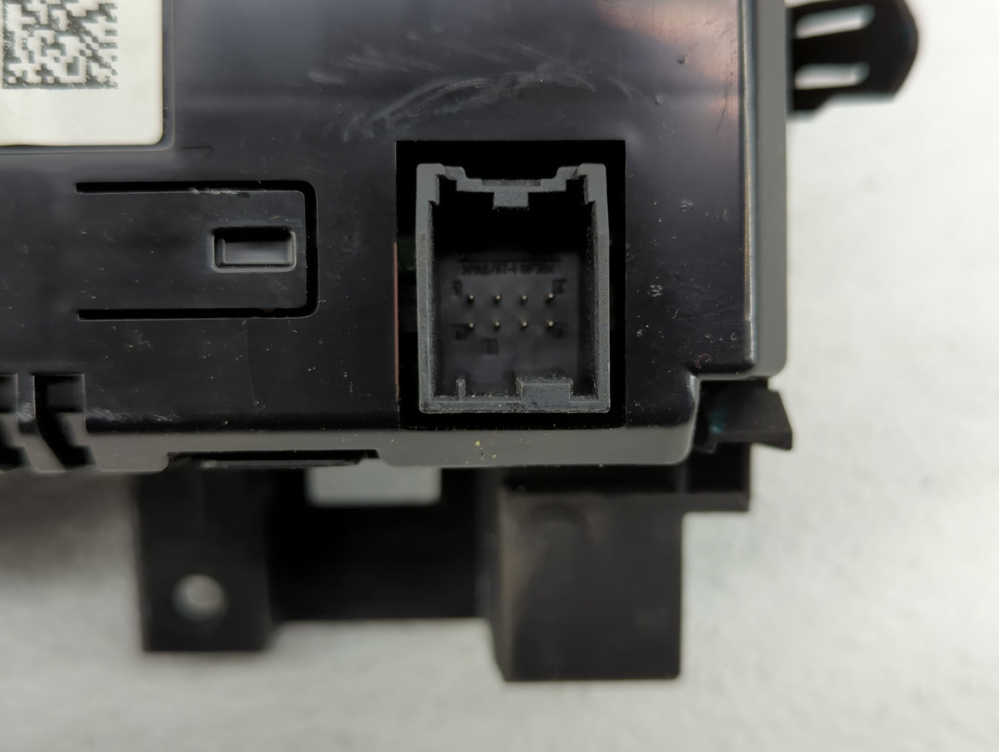 2011-2016 Chevrolet Cruze Information Display Screen - Oemusedautoparts1.com