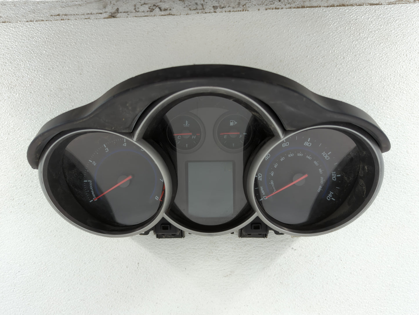 2011 Chevrolet Cruze Instrument Cluster Speedometer Gauges P/N:95018203 95235826, 95216802, 95235824, 811511914, 95018205 Fi