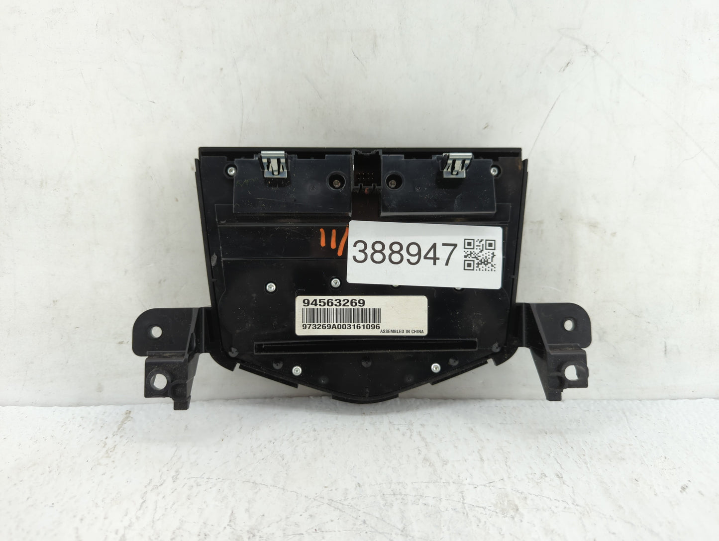 2011 Chevrolet Cruze Radio Control Panel - Oemusedautoparts1.com