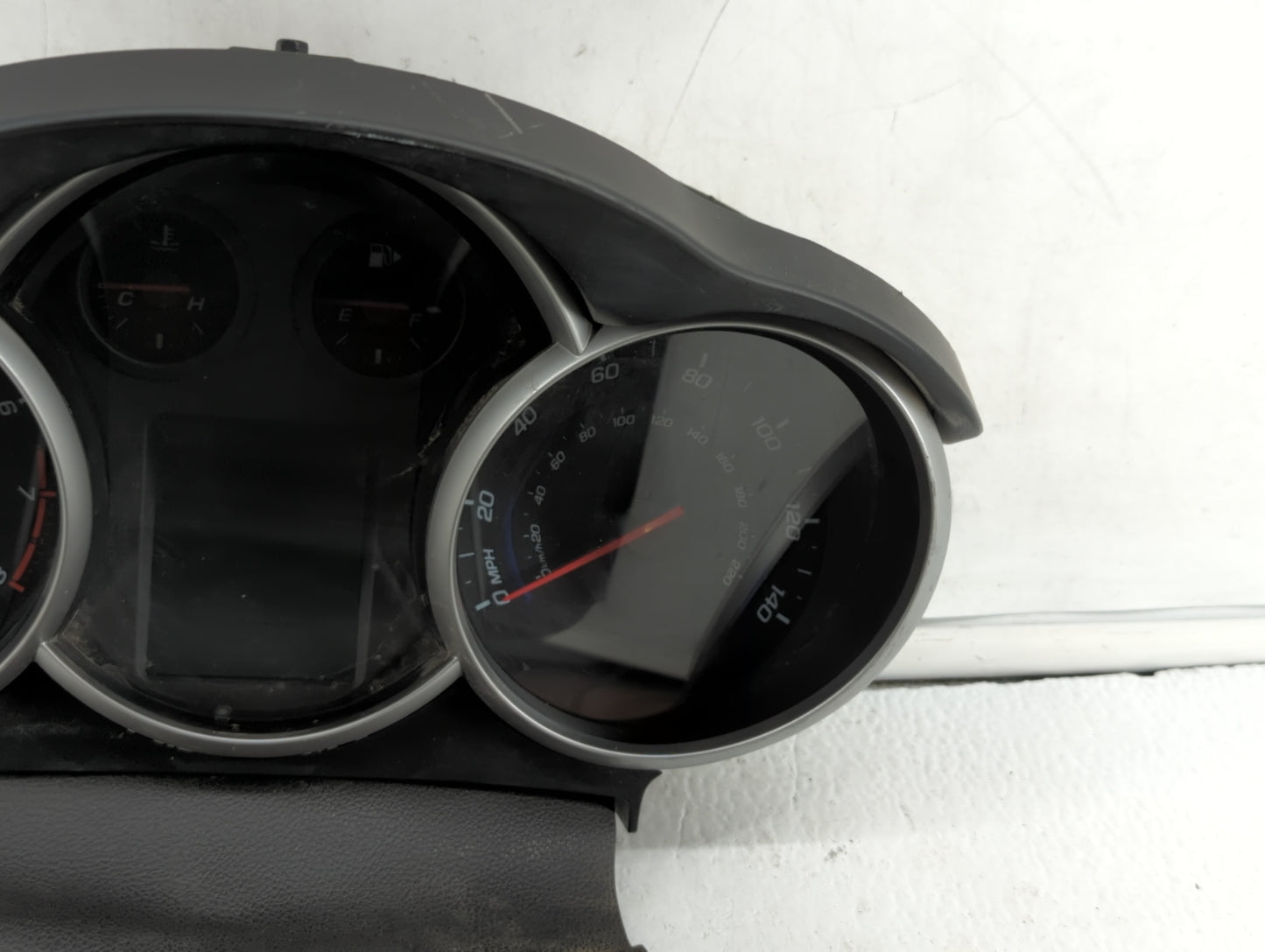 2011 Chevrolet Cruze Instrument Cluster Speedometer Gauges P/N:95018203 95235826, 95216802, 95235824, 811511914, 95018205 Fi