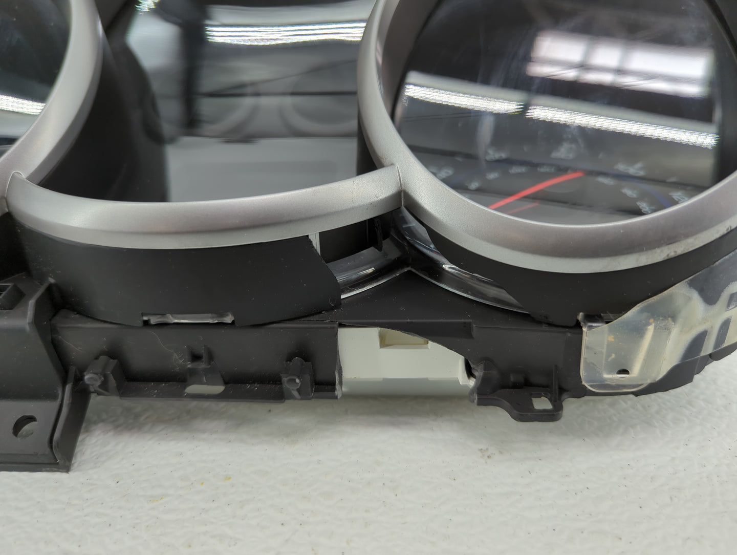 2011 Chevrolet Cruze Instrument Cluster Speedometer Gauges P/N:95487986 95018203, 95235826, 95216802, 95235824, 811511914 Fi
