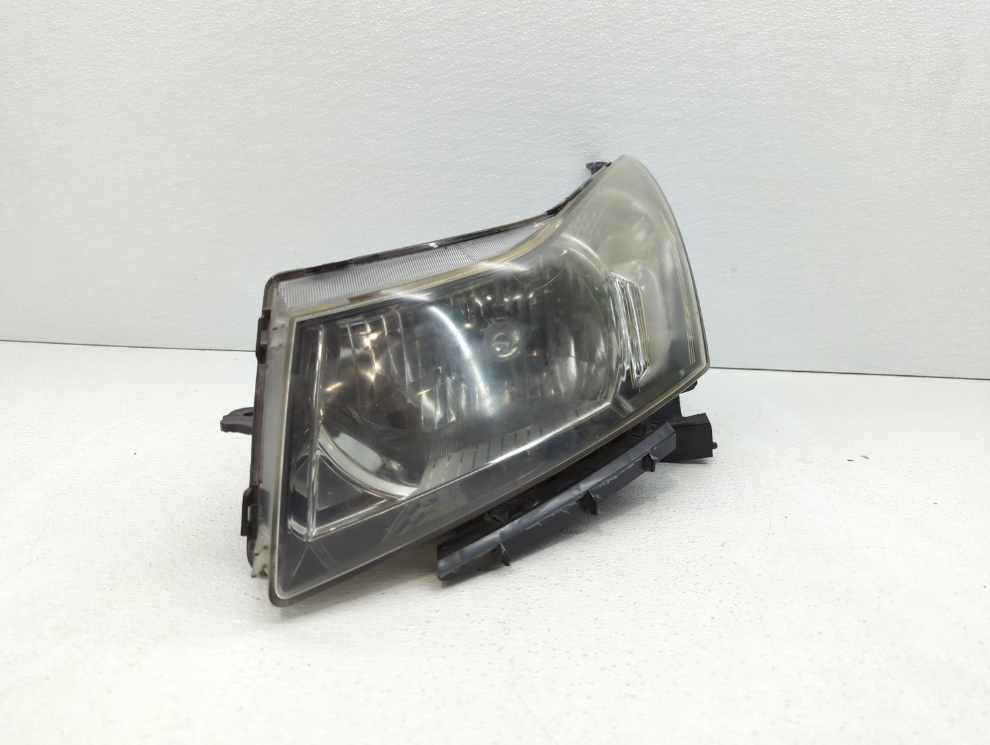 2011-2012 Chevrolet Cruze Driver Left Oem Head Light Headlight Lamp - Oemusedautoparts1.com