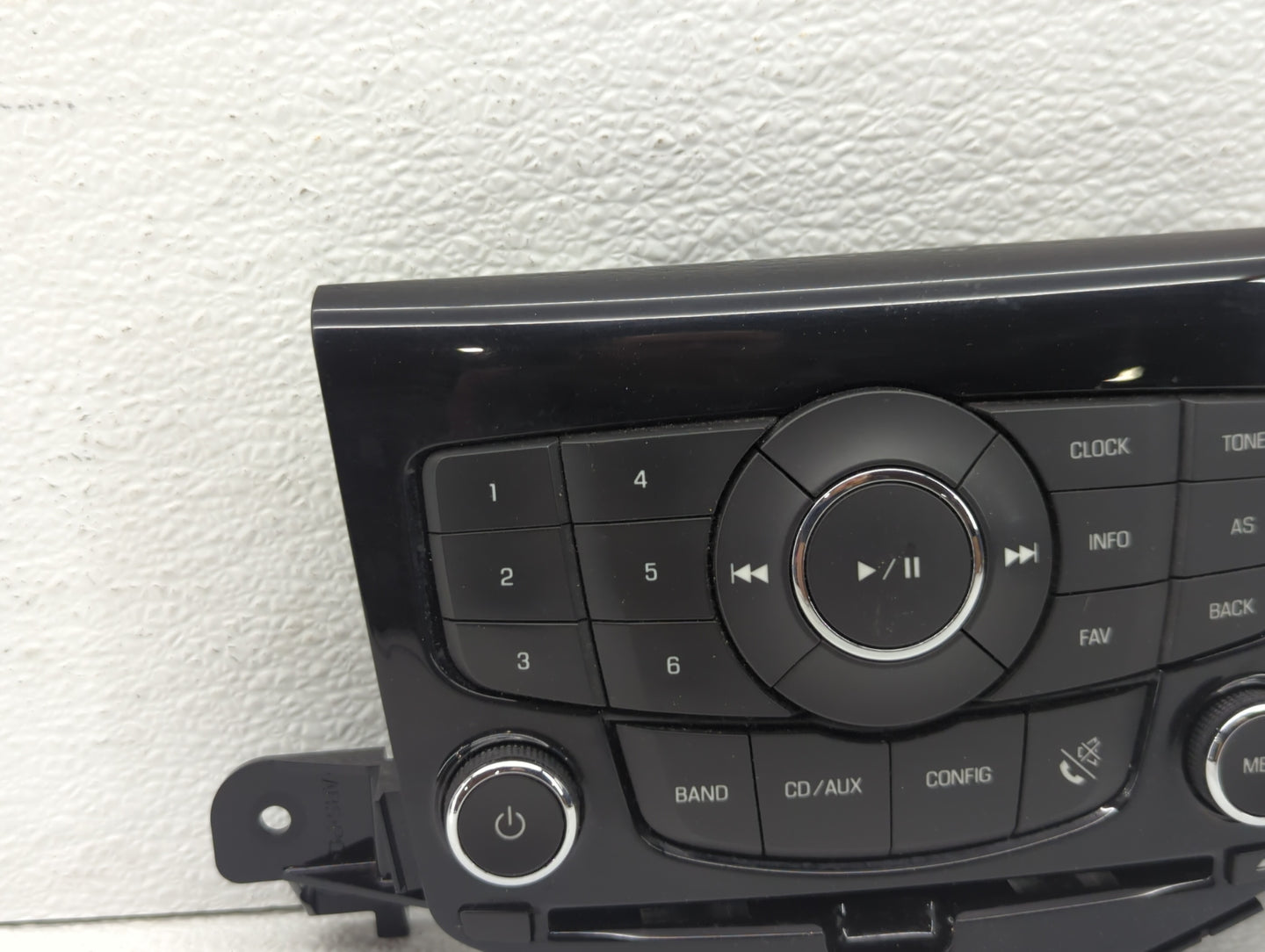 2011 Chevrolet Cruze Radio Control Panel - Oemusedautoparts1.com