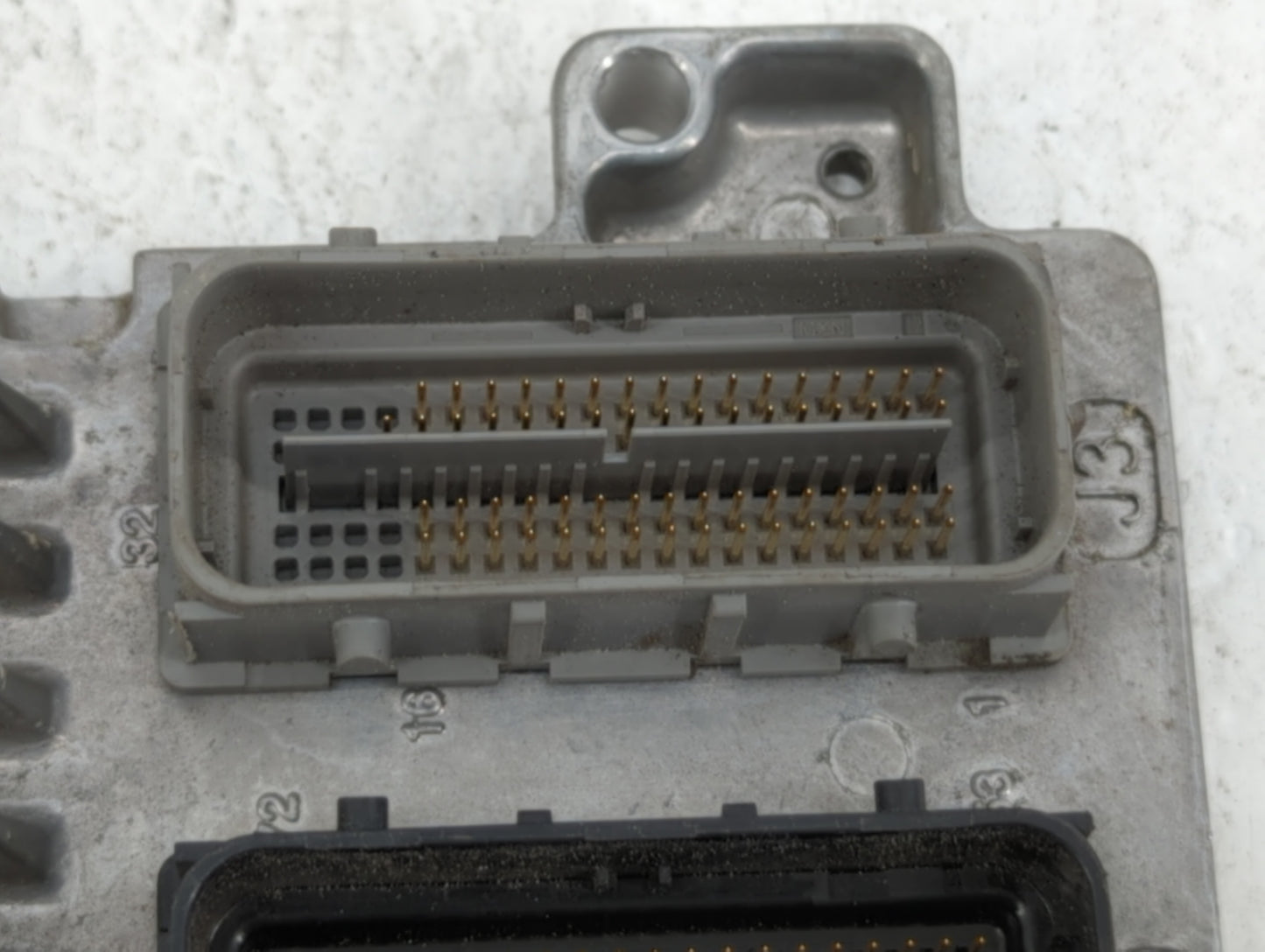 2011 Chevrolet Cruze PCM Engine Control Computer ECU ECM PCU OEM P/N:12642100 12616532, 12640752, 12645606, 12644081 Fits OE