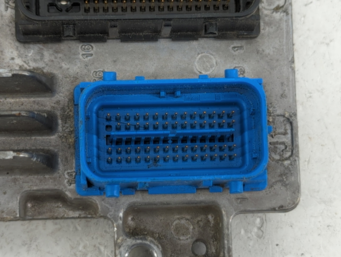 2011 Chevrolet Cruze PCM Engine Control Computer ECU ECM PCU OEM P/N:12642100 12616532, 12640752, 12645606, 12644081 Fits OE