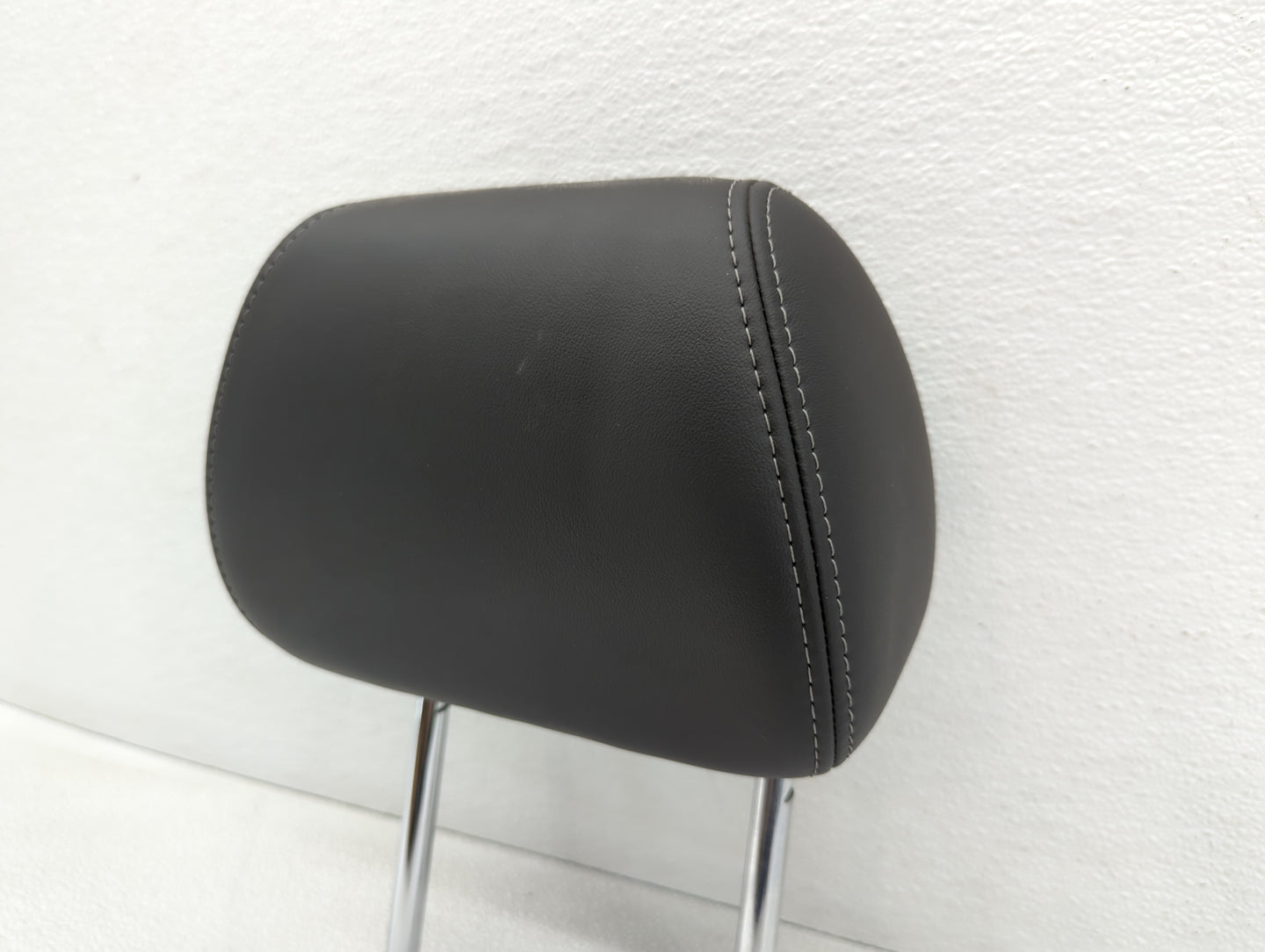 2011 Chevrolet Cruze Headrest Head Rest Rear Seat Fits OEM Used Auto Parts - Oemusedautoparts1.com
