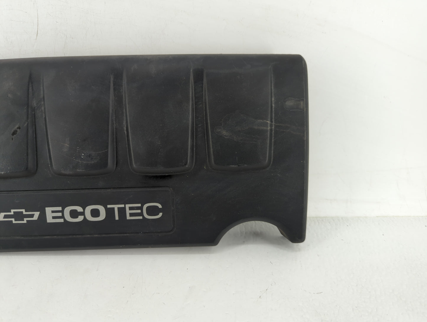 2011 Chevrolet Cruze Engine Cover - Oemusedautoparts1.com