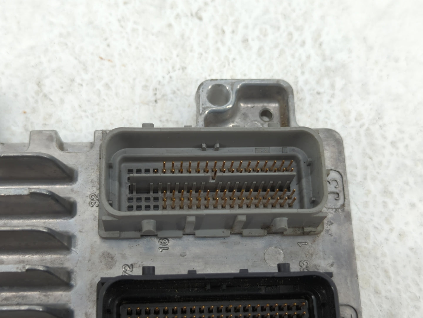 2011 Chevrolet Cruze PCM Engine Control Computer ECU ECM PCU OEM P/N:12642100 12616532, 12640752, 12645606, 12644081 Fits OE