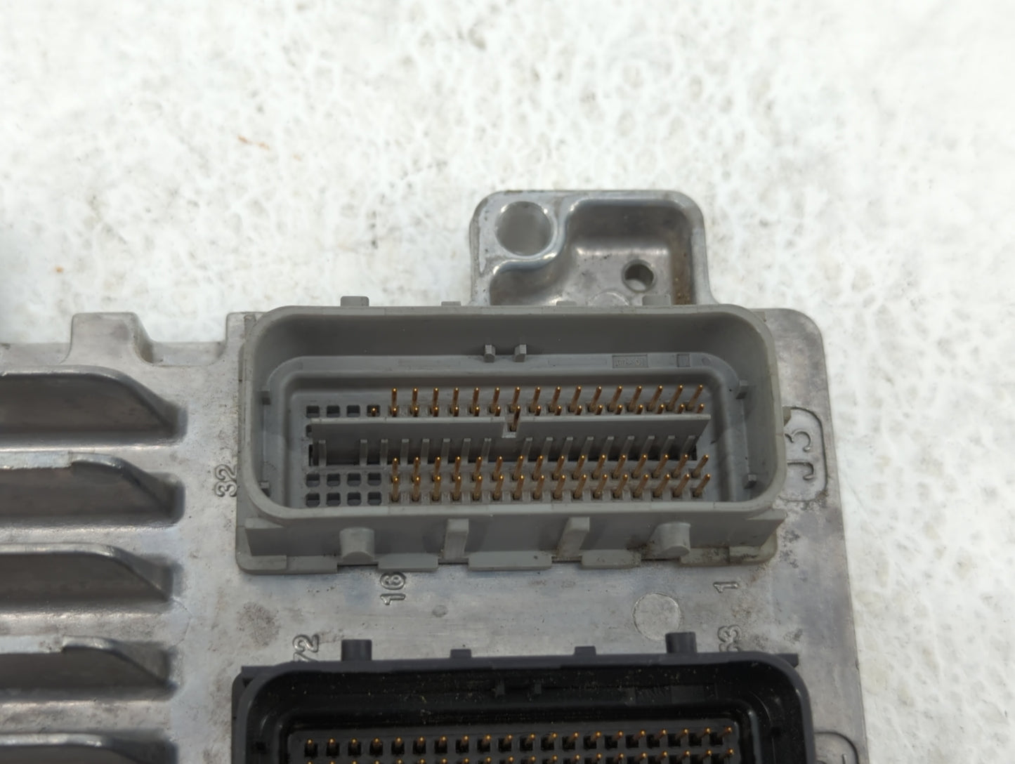 2011 Chevrolet Cruze PCM Engine Control Computer ECU ECM PCU OEM P/N:12642100 12616532, 12640752, 12645606, 12644081 Fits OE