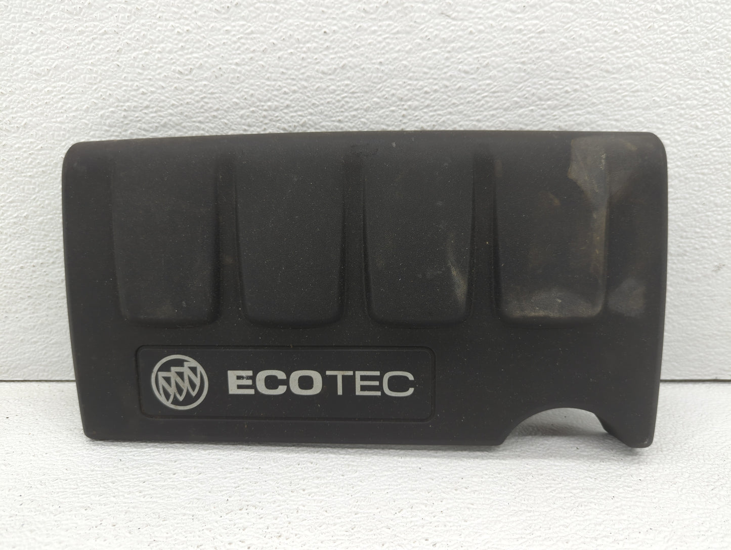 2011 Chevrolet Cruze Engine Cover - Oemusedautoparts1.com