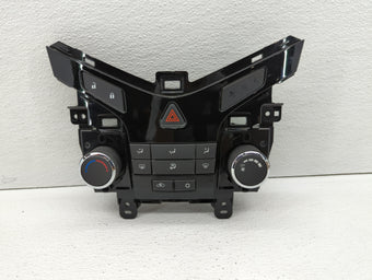 compare product 2011-2012 Chevrolet Cruze Climate Control Module Temperature AC/Heater Replacement P/N:96983927 95017054 Fits Fits 2011 2012 OEM Used Auto Parts