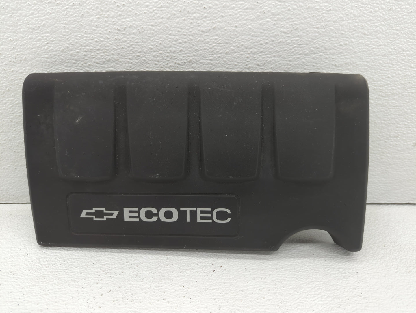 2011 Chevrolet Cruze Engine Cover - Oemusedautoparts1.com