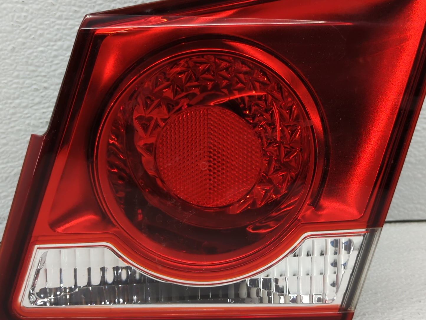 2011-2016 Chevrolet Cruze Tail Light Assembly Driver Left OEM Fits Fits 2011 2012 2013 2014 2015 2016 OEM Used Auto Parts - 