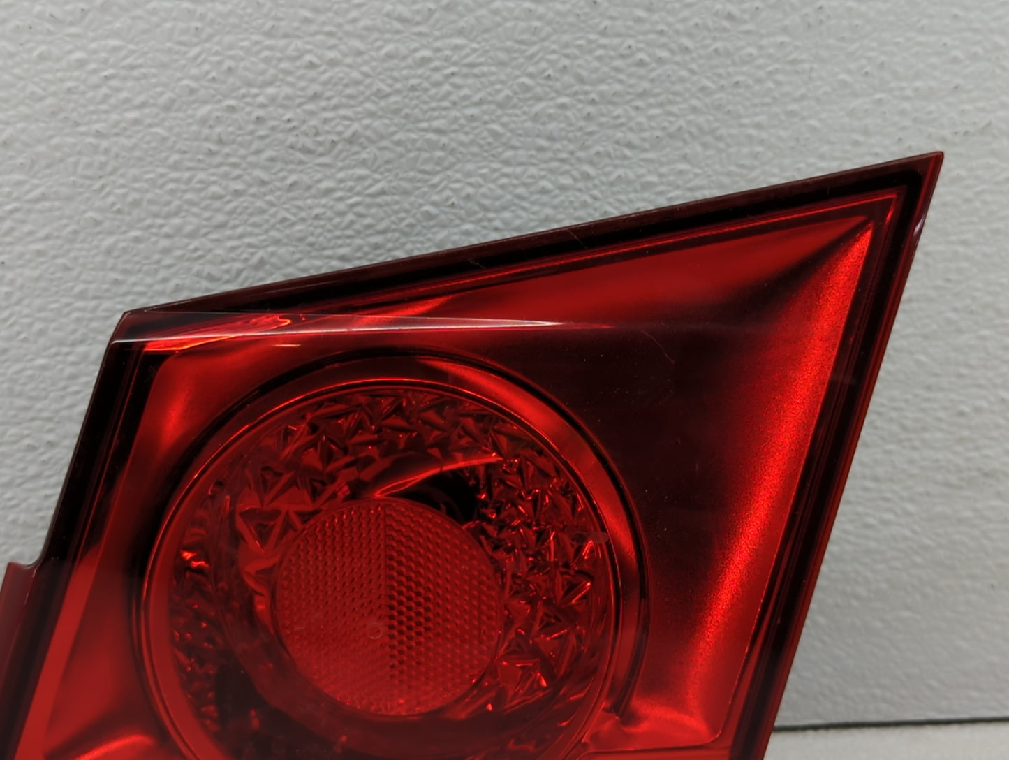 2011-2016 Chevrolet Cruze Tail Light Assembly Driver Left OEM Fits Fits 2011 2012 2013 2014 2015 2016 OEM Used Auto Parts - 