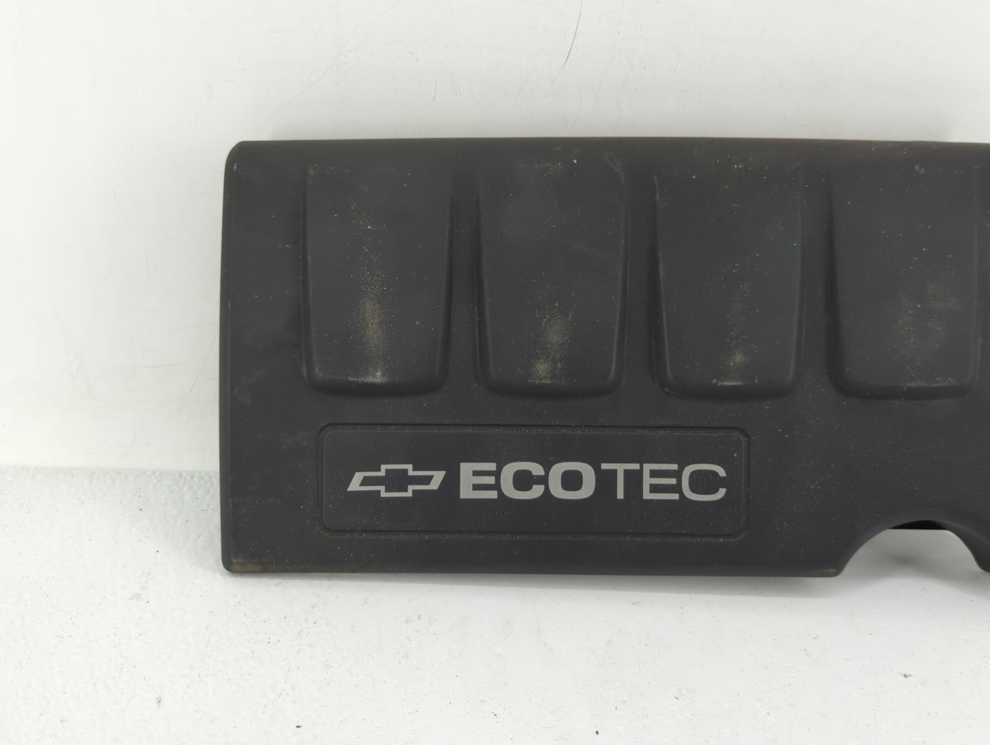 2011 Chevrolet Cruze Engine Cover - Oemusedautoparts1.com