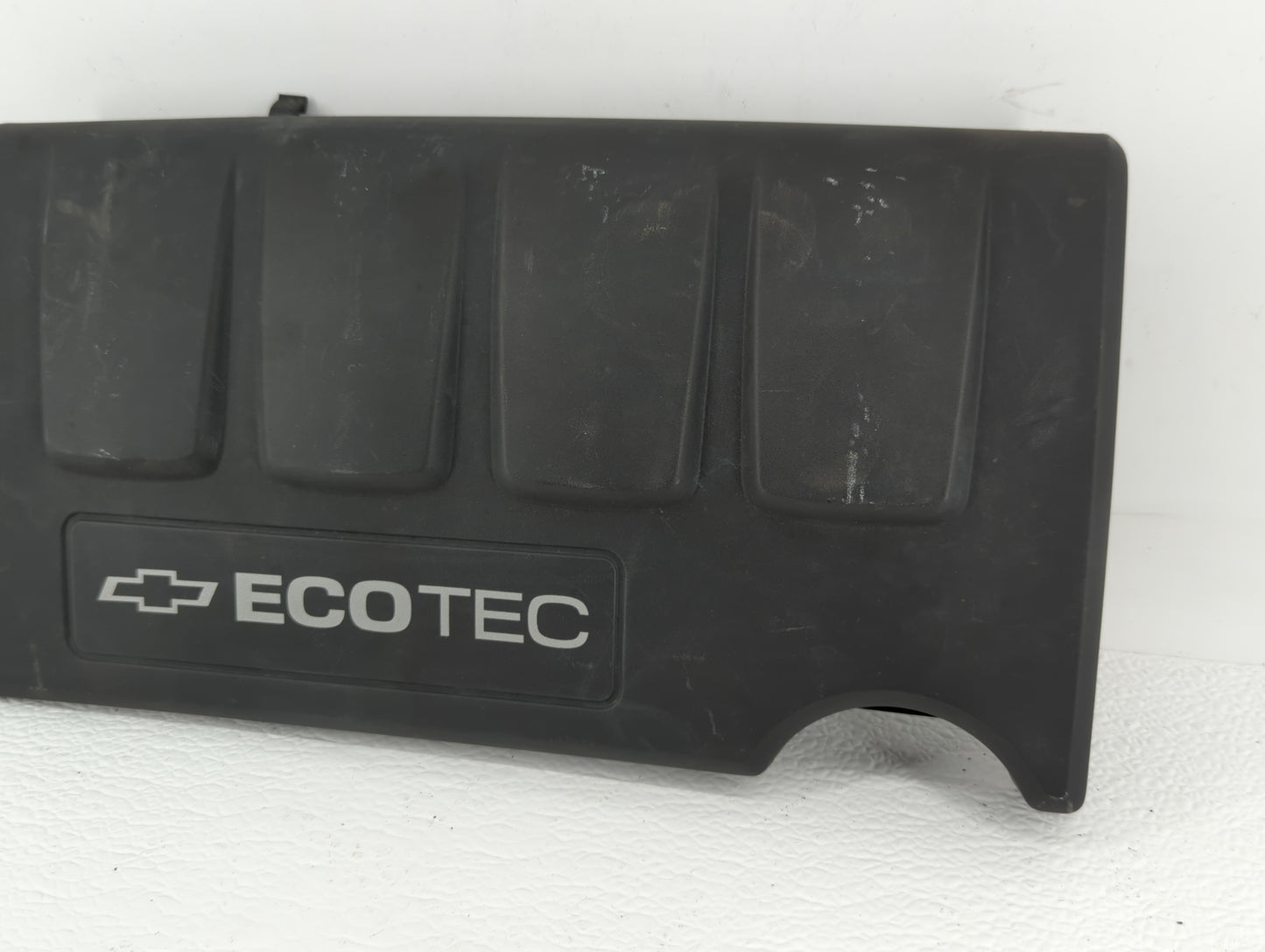 2011 Chevrolet Cruze Engine Cover - Oemusedautoparts1.com