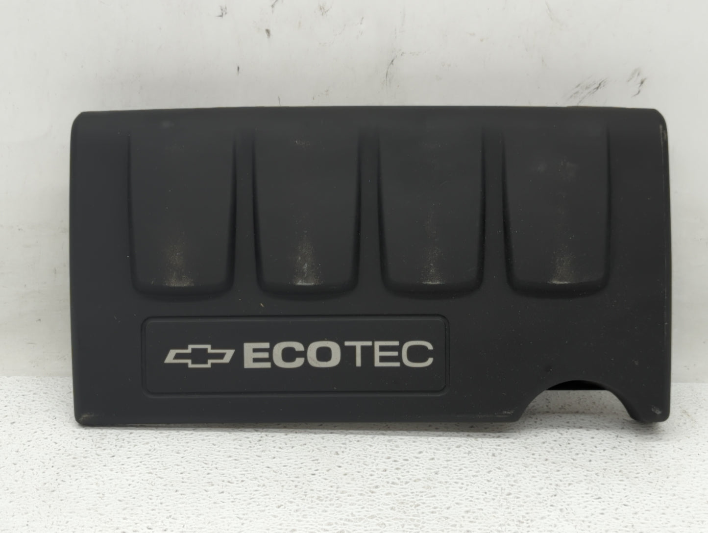 2011 Chevrolet Cruze Engine Cover - Oemusedautoparts1.com