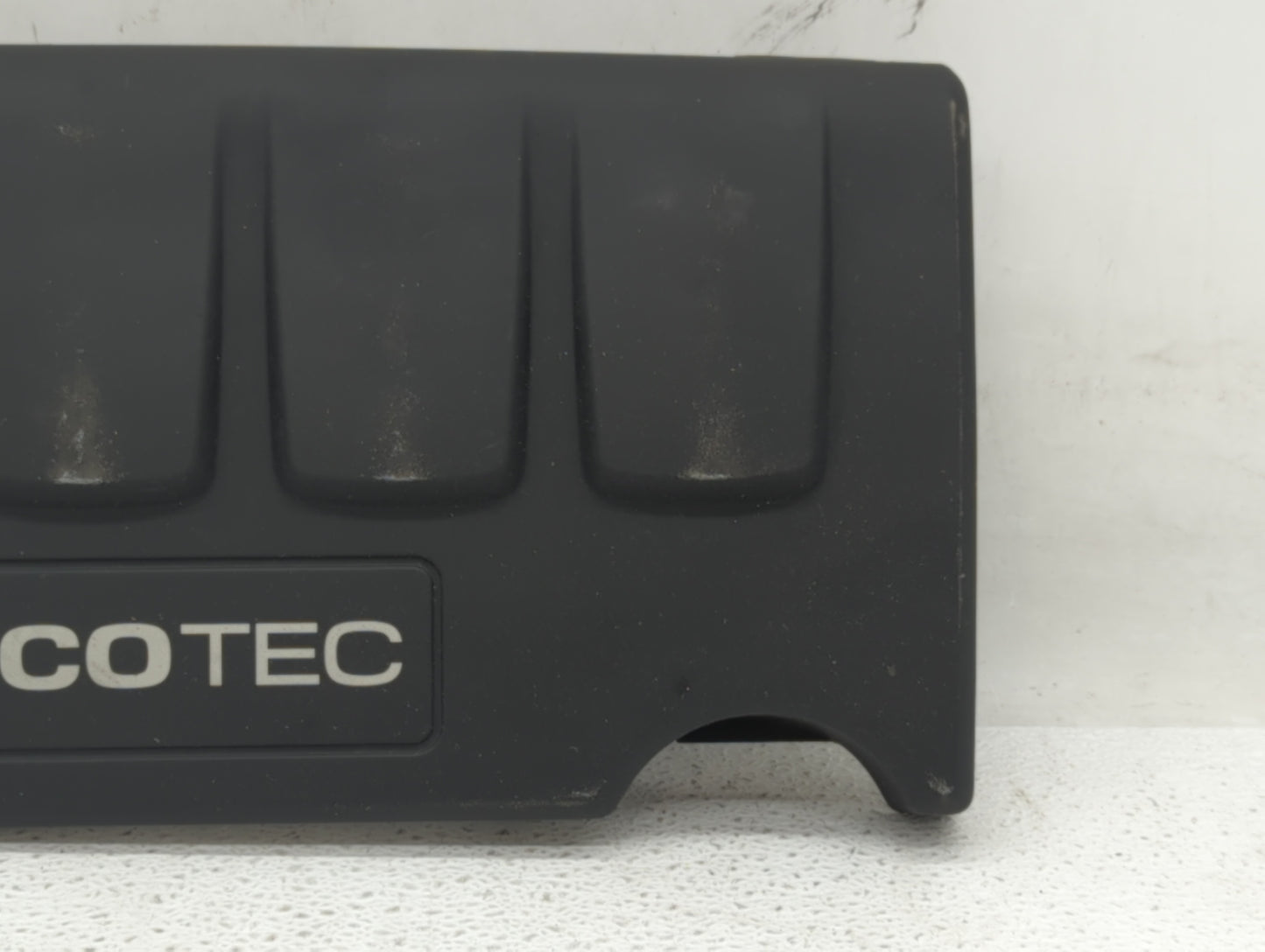 2011 Chevrolet Cruze Engine Cover - Oemusedautoparts1.com