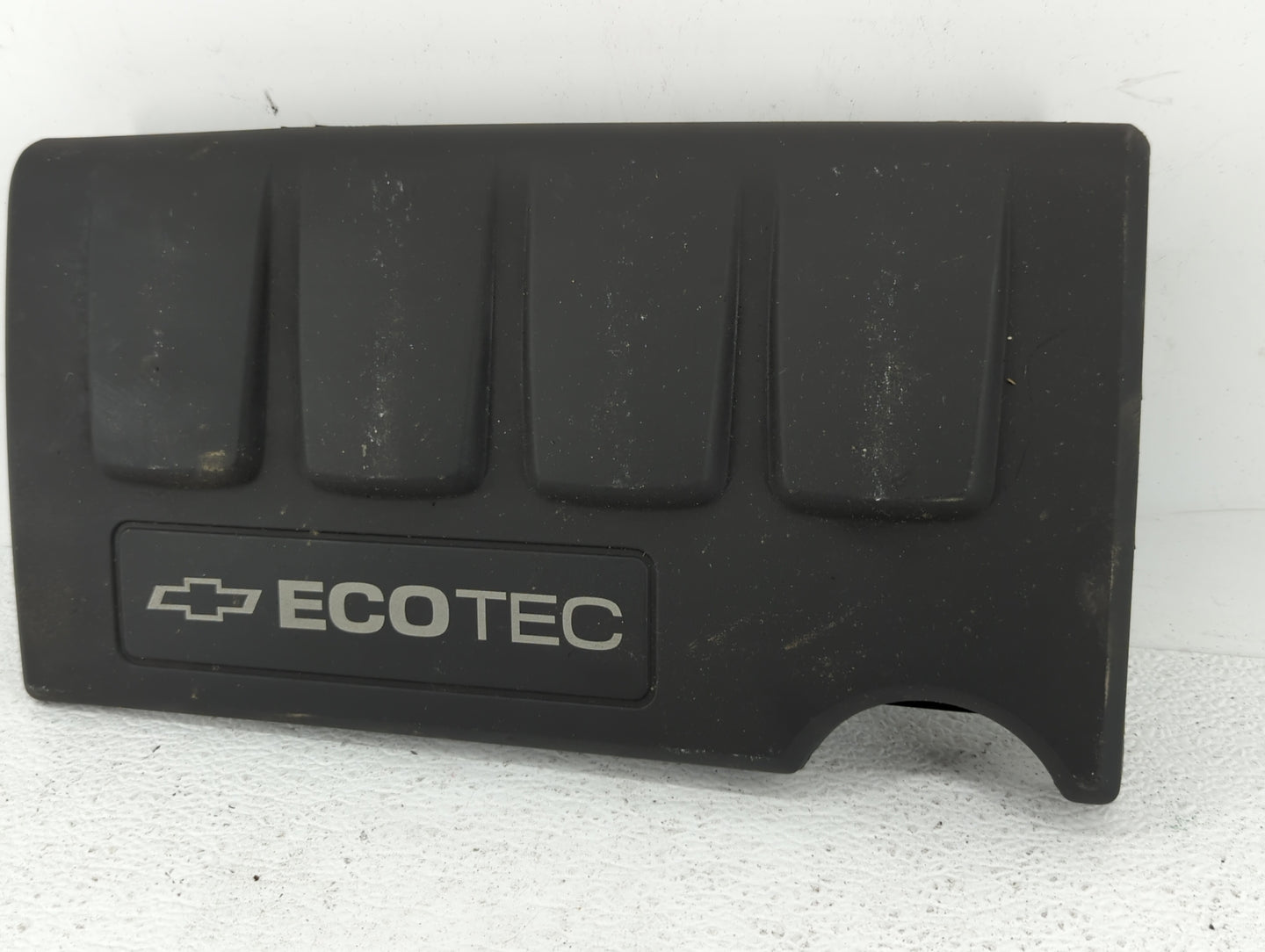 2011 Chevrolet Cruze Engine Cover - Oemusedautoparts1.com