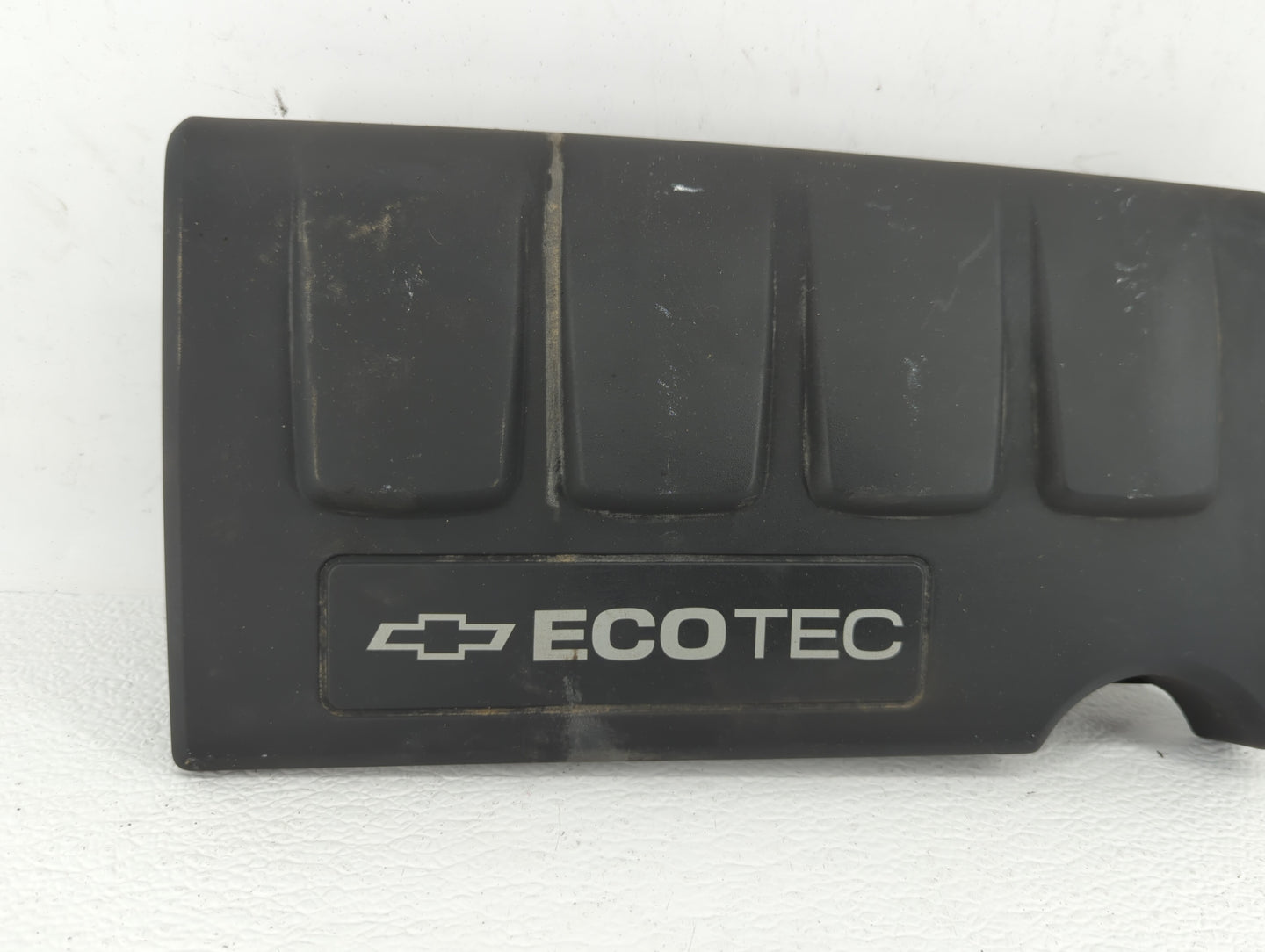 2011 Chevrolet Cruze Engine Cover - Oemusedautoparts1.com