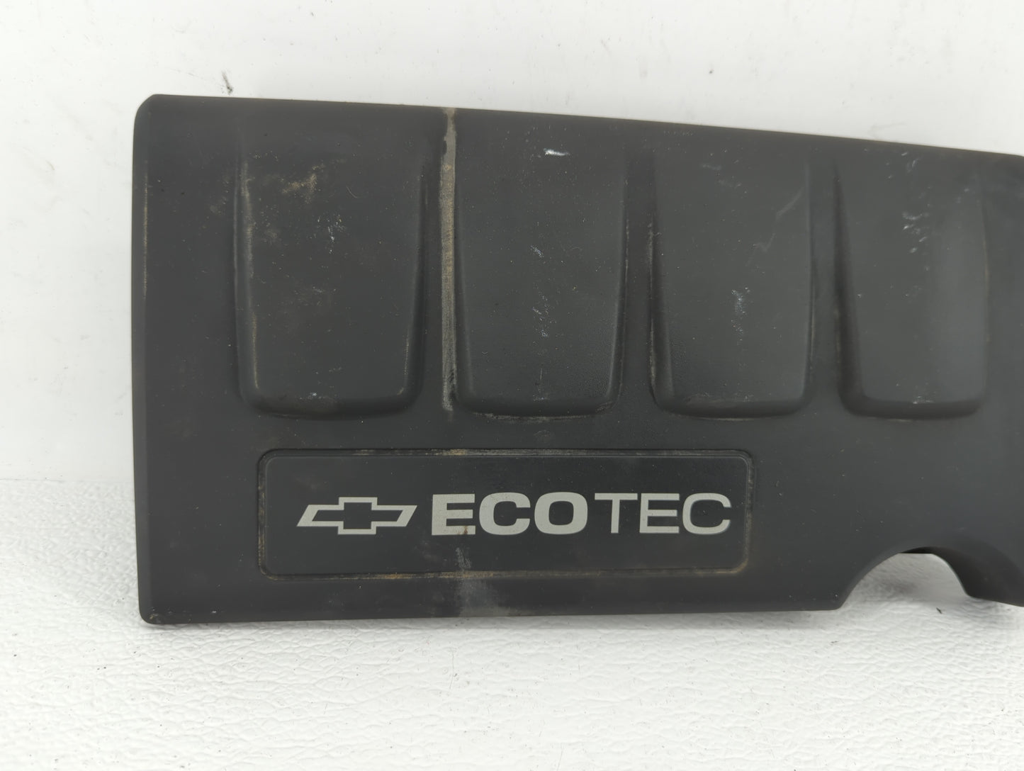 2011 Chevrolet Cruze Engine Cover - Oemusedautoparts1.com