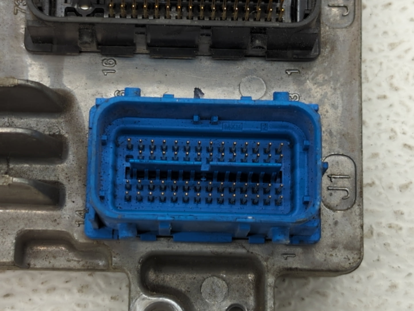 2011 Chevrolet Cruze PCM Engine Control Computer ECU ECM PCU OEM P/N:12642100 12616532, 12640752, 12645606, 12644081 Fits OE