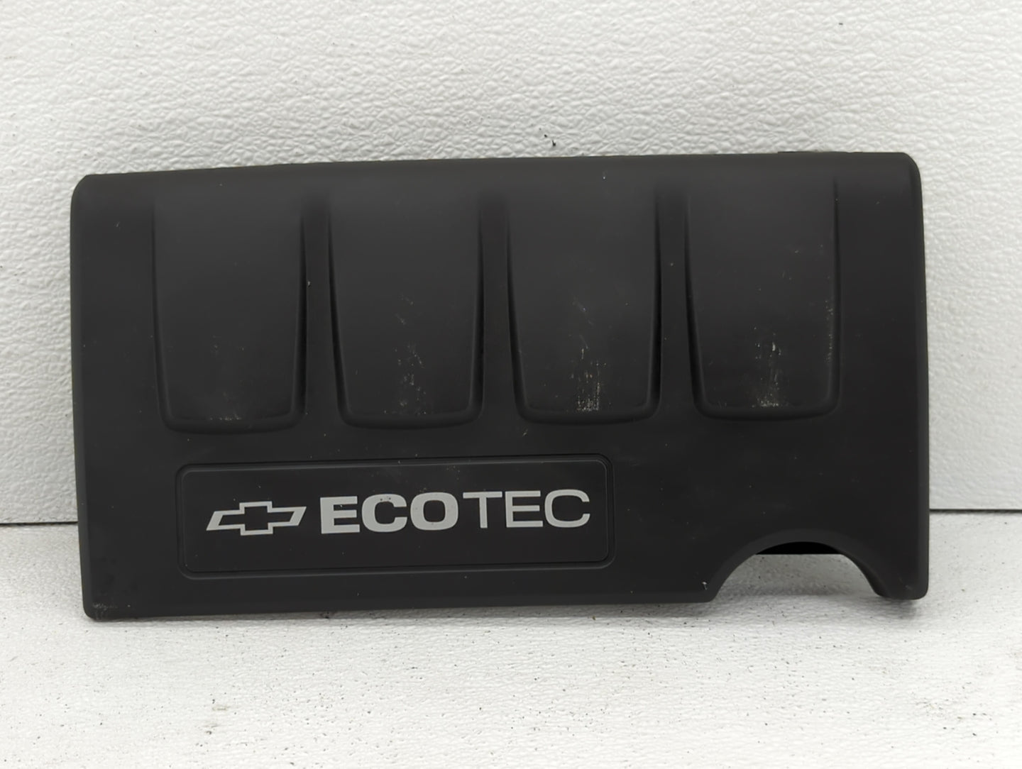 2011 Chevrolet Cruze Engine Cover - Oemusedautoparts1.com