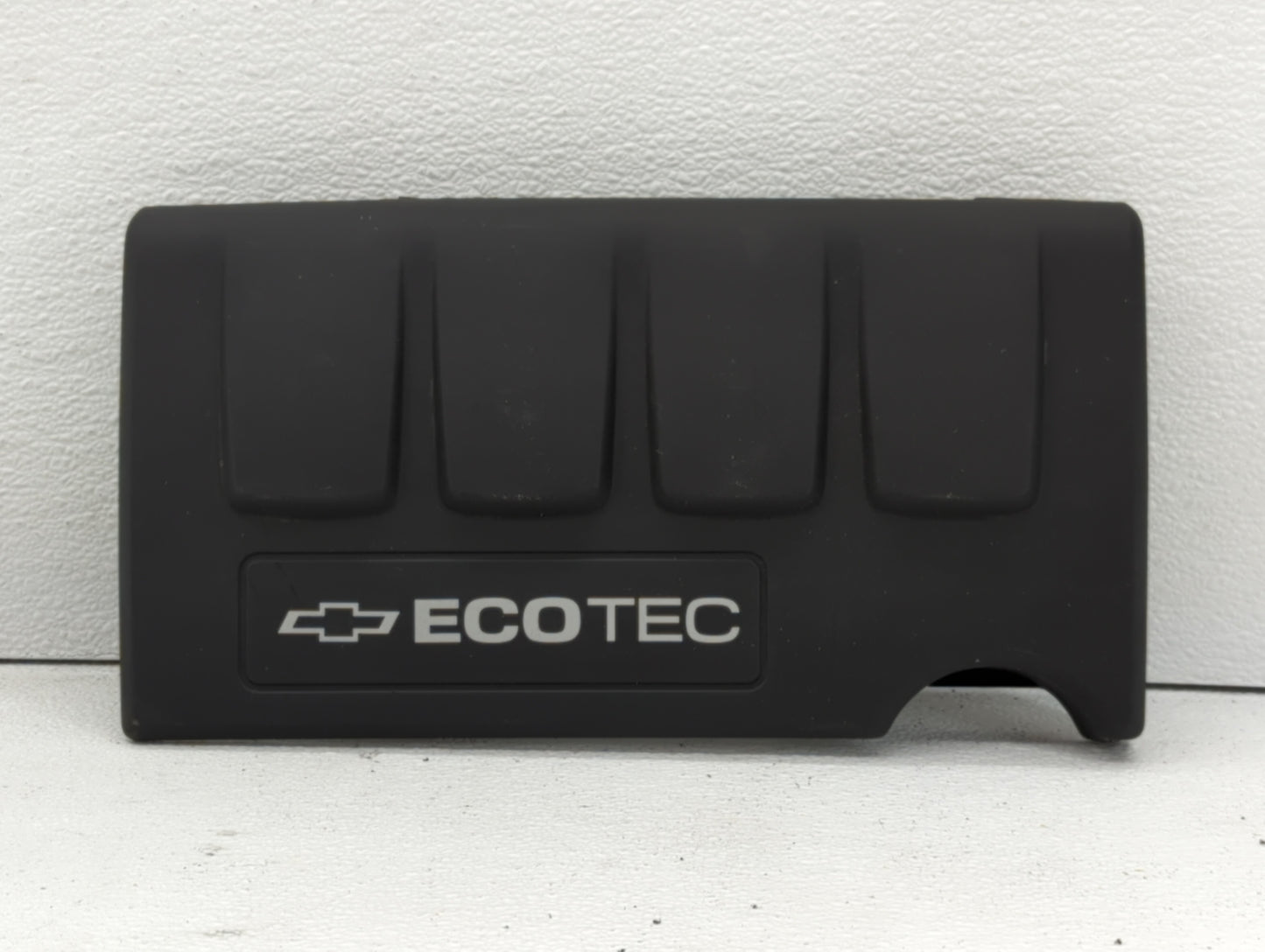 2011 Chevrolet Cruze Engine Cover - Oemusedautoparts1.com