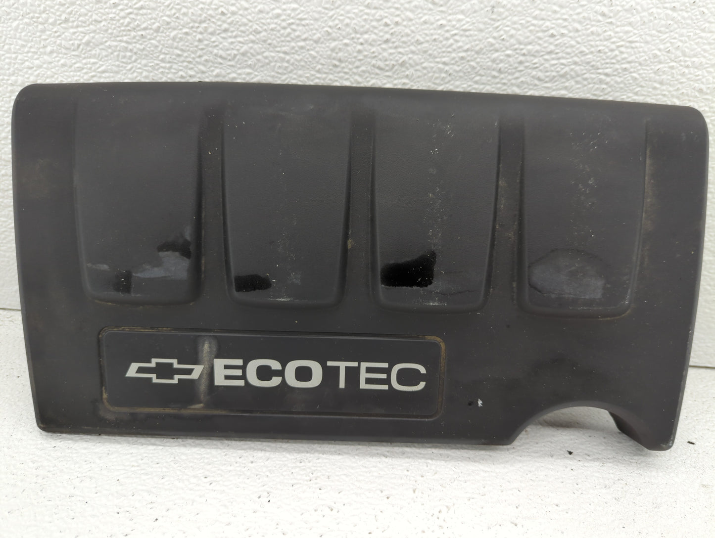 2011 Chevrolet Cruze Engine Cover - Oemusedautoparts1.com