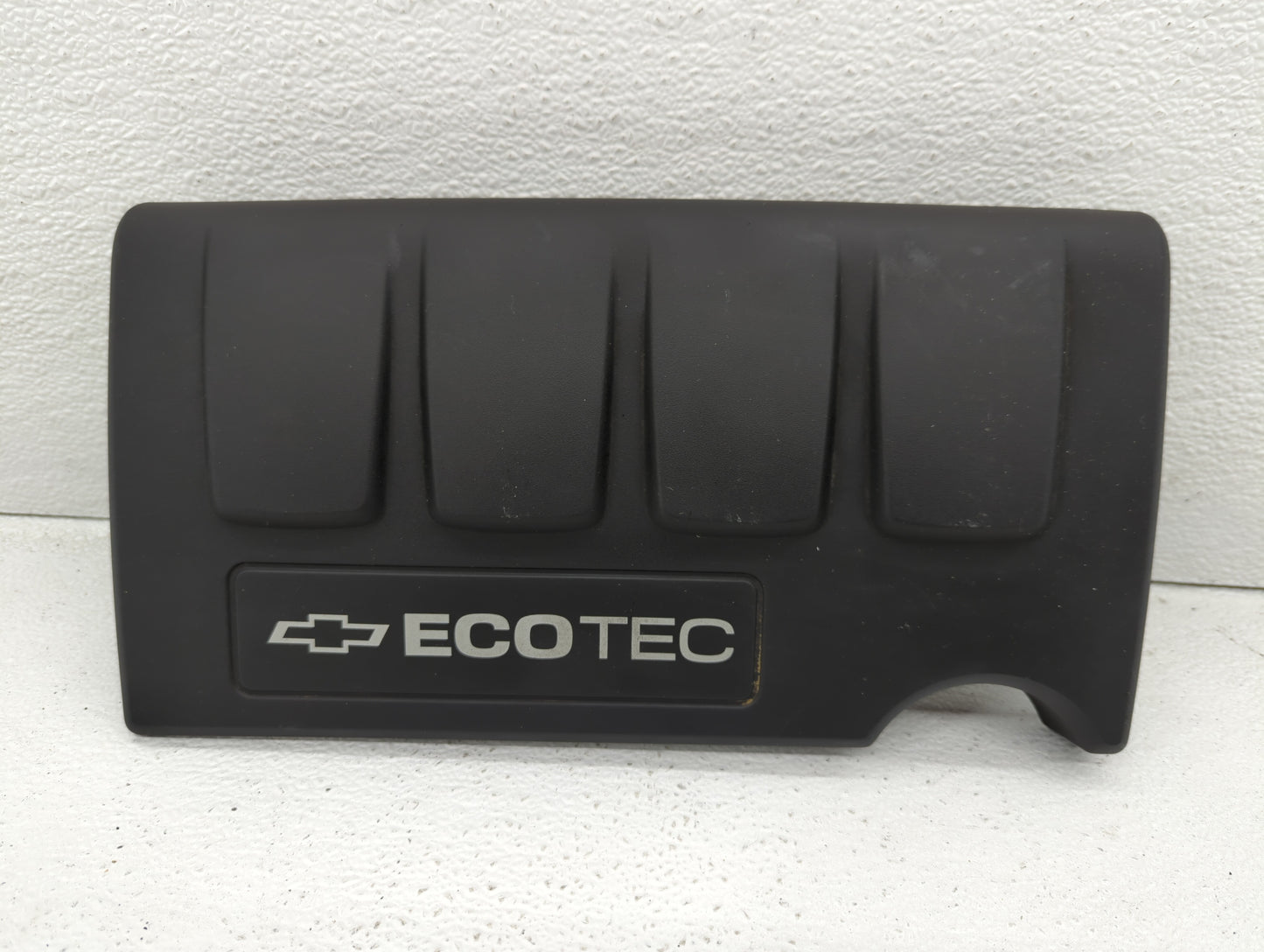 2011 Chevrolet Cruze Engine Cover - Oemusedautoparts1.com