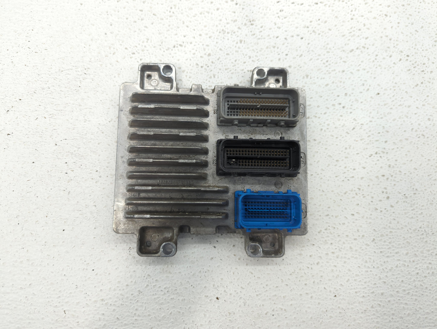 2011 Chevrolet Cruze PCM Engine Control Computer ECU ECM PCU OEM P/N:12642100 12616532, 12640752, 12645606, 12644081 Fits OE