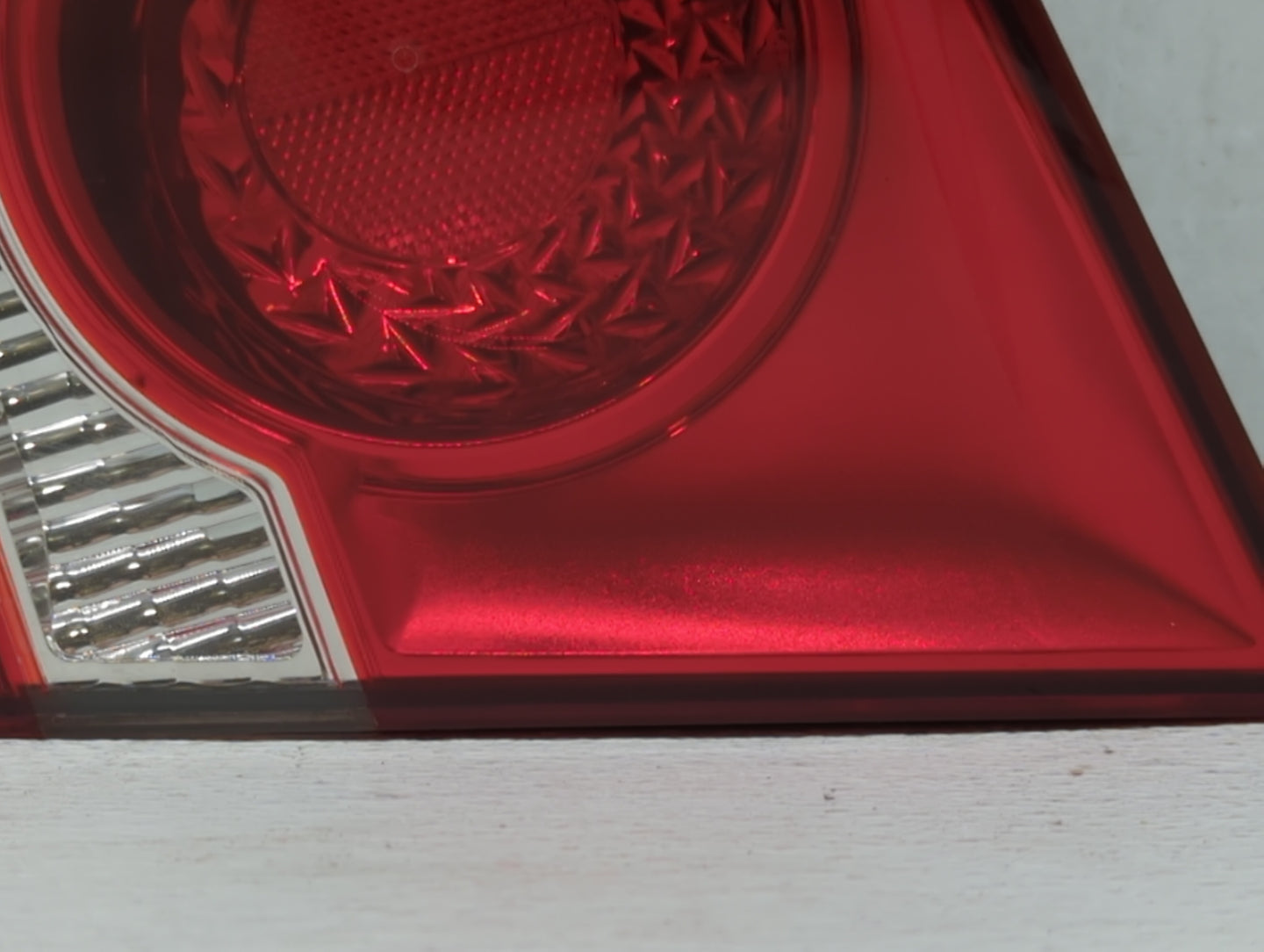 2011-2016 Chevrolet Cruze Tail Light Assembly Passenger Right OEM Fits Fits 2011 2012 2013 2014 2015 2016 OEM Used Auto Part