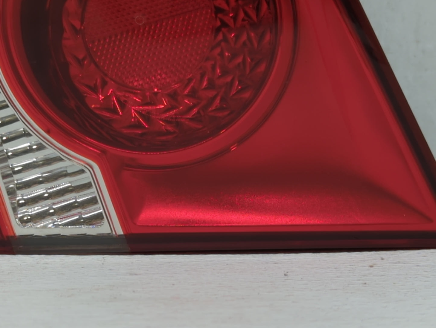 2011-2016 Chevrolet Cruze Tail Light Assembly Passenger Right OEM Fits Fits 2011 2012 2013 2014 2015 2016 OEM Used Auto Part