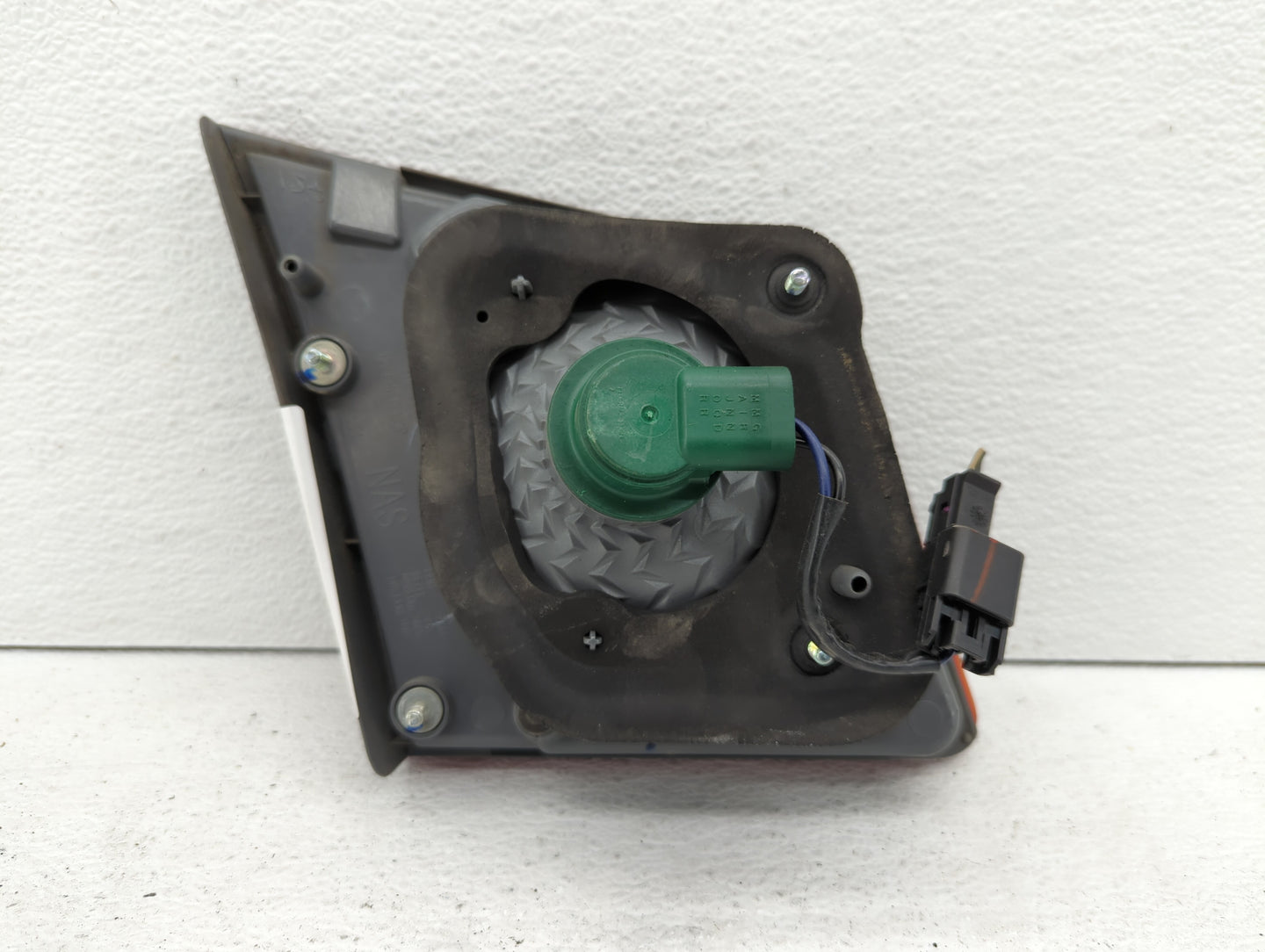 2011-2016 Chevrolet Cruze Tail Light Assembly Passenger Right OEM P/N:3057KLCP 2T 11 1P GM Fits Fits 2011 2012 2013 2014 201