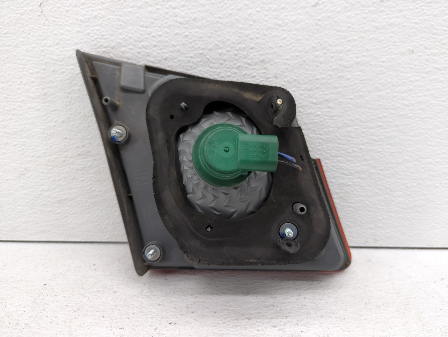 2011-2016 Chevrolet Cruze Tail Light Assembly Passenger Right OEM P/N:3057KLCP 2T 11 1P GM Fits Fits 2011 2012 2013 2014 201