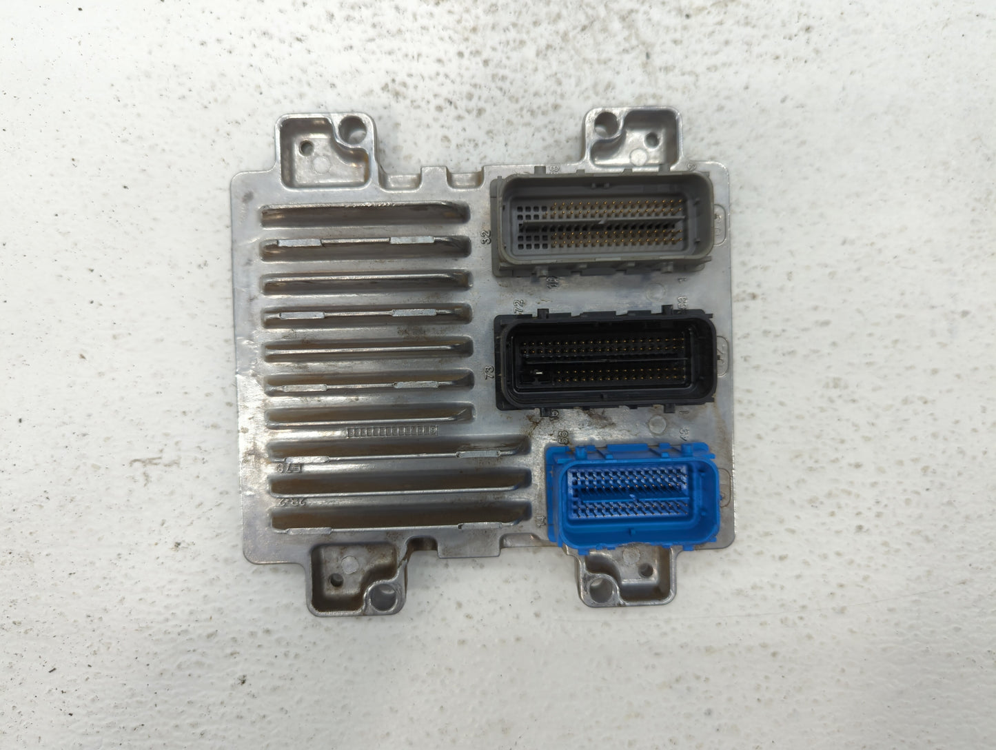 2011 Chevrolet Cruze PCM Engine Control Computer ECU ECM PCU OEM P/N:12642100 12645606, 12644081 Fits OEM Used Auto Parts - 