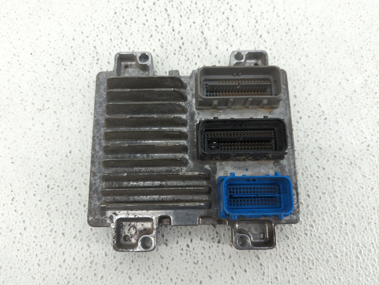 2011 Chevrolet Cruze PCM Engine Control Computer ECU ECM PCU OEM P/N:12642100 12645606, 12644081 Fits OEM Used Auto Parts - 