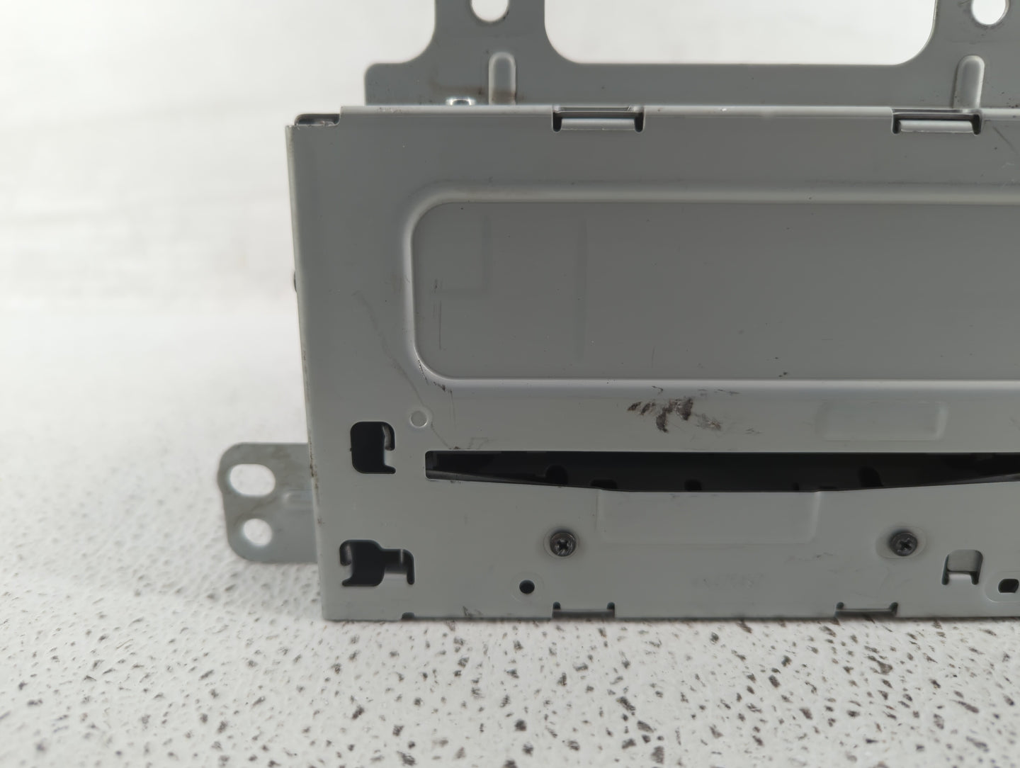 2011-2012 Chevrolet Cruze Radio AM FM Cd Player Receiver Replacement P/N:20983517 22870782, 95914367 Fits Fits 2010 2011 201